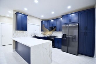 Building Photo - 8725 W Flamingo Rd