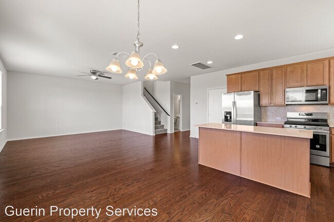 Building Photo - 4 br, 2.5 bath House - 142 Russet Trl