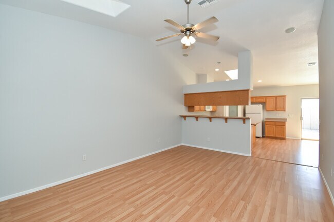 Foto del edificio - 9157 E 31st Ln