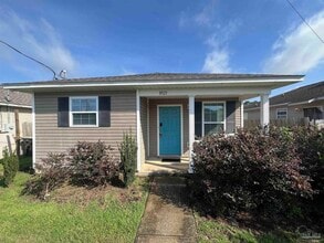 Building Photo - 8921 Camshire Cir