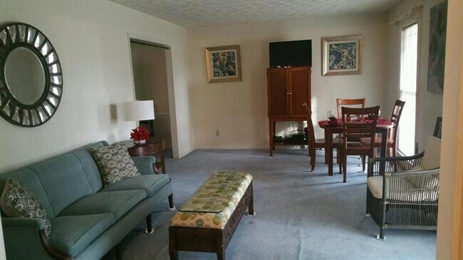 Building Photo - 3805 Pebble Beach Dr