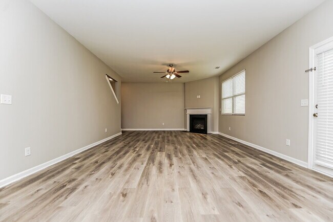 Foto del edificio - 304 Buckshire Wy