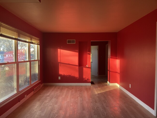 Large Living Room with an Abundance of Natural Light - 90 Clearview Dr