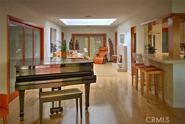 Foto del edificio - 1025 Indiana Ave