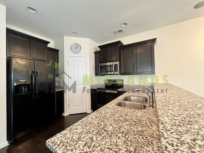 Foto del edificio - 120 Brewers Oak Ln