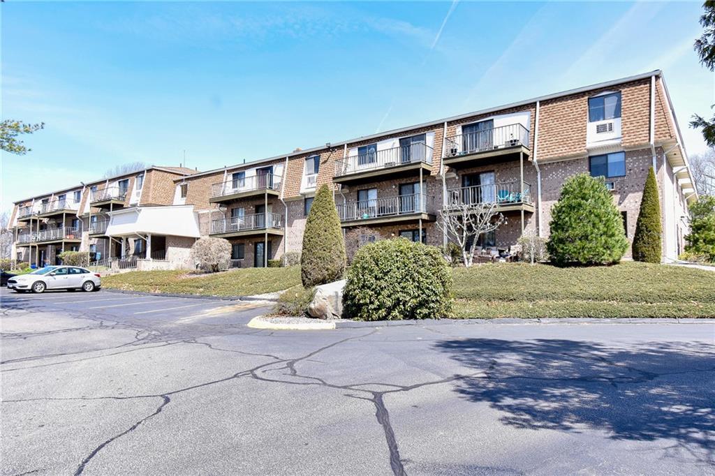 Foto principal - 756 Quaker Ln
