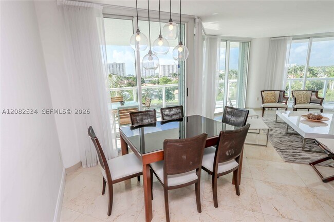 Building Photo - 16500 Collins Ave