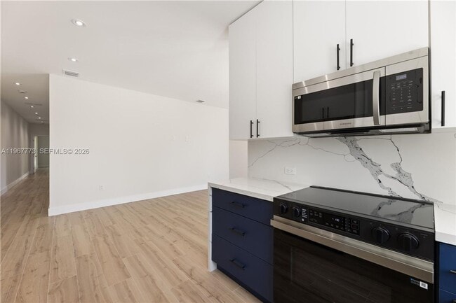 Foto del edificio - 6852 NW 4th Ave