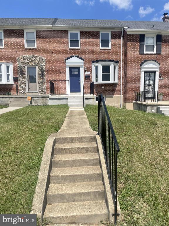 Foto del edificio - 1408 Cedarcroft Rd