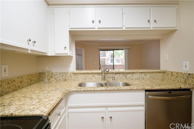 Building Photo - 10655 Lemon Ave