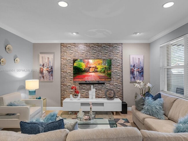 Foto del edificio - 9719 Darlington Pl