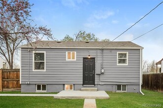 Building Photo - 1308 Havana St