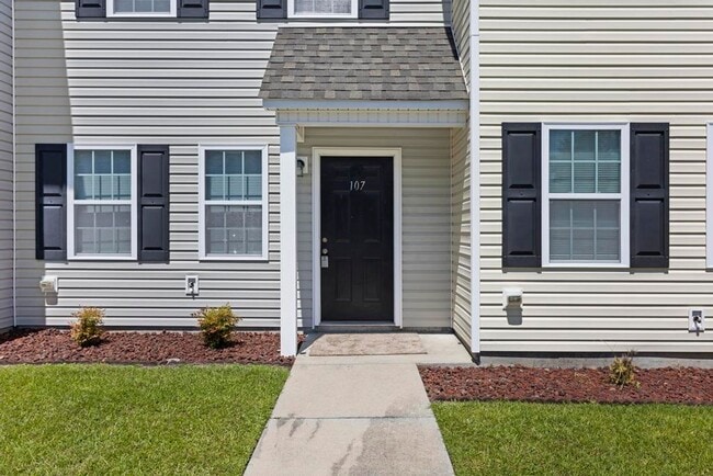 Building Photo - Minutes to OAJ Airport! Beautiful Townhomes!