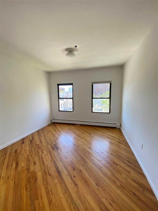 Foto del edificio - 407 1st St