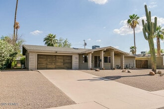 Building Photo - 2611 E Cheryl Dr