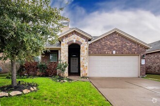 Building Photo - 23719 San Barria Dr
