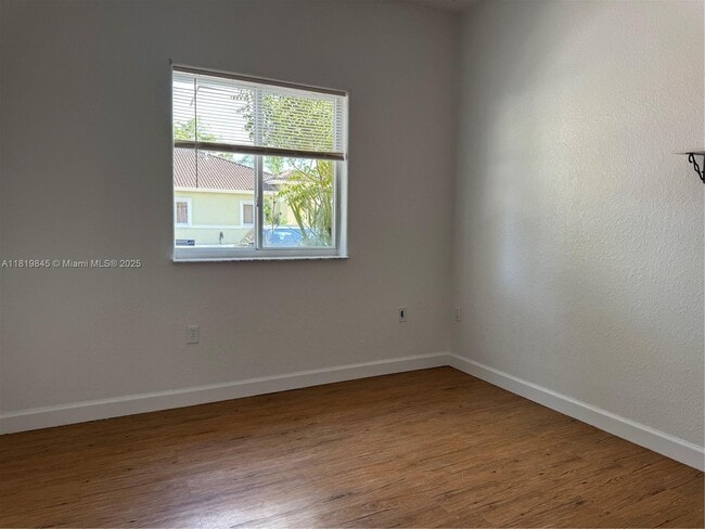 Building Photo - 13232 Old Biscayne Dr