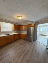 Building Photo - 85 Bridge St