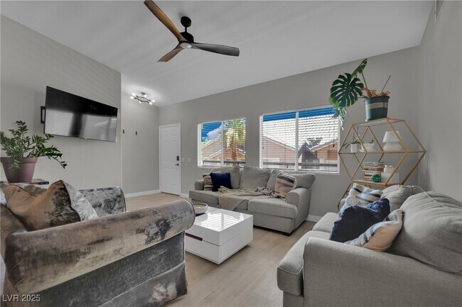Foto del edificio - 2000 Turquoise Ridge St
