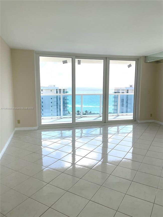 Building Photo - 3800 S Ocean Dr