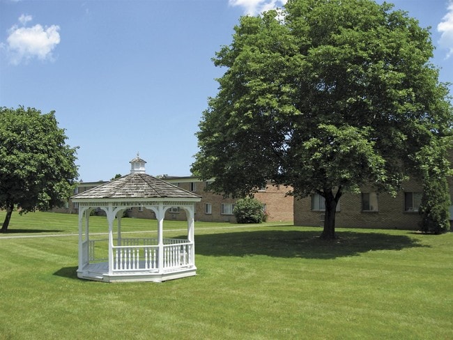 Community - Northgate Manor Apts