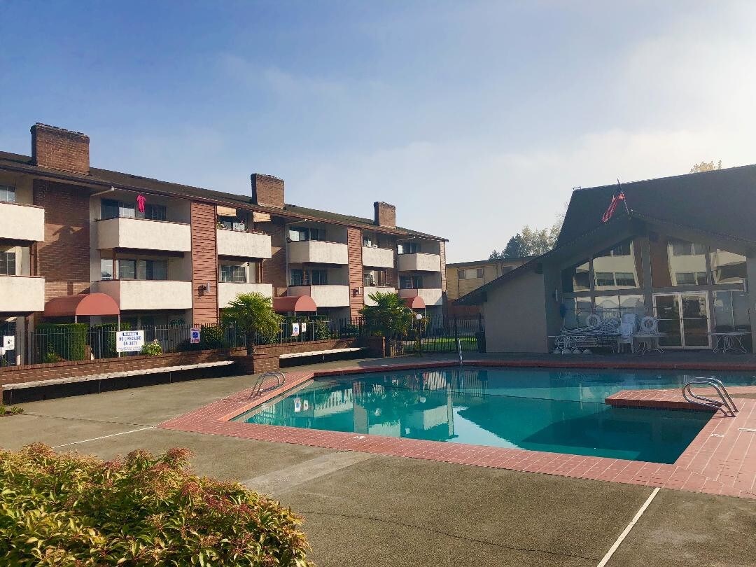 Foto principal - 14207 42nd Ave S