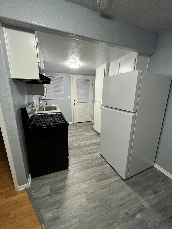 Photo - 13423 Olive Dr Apartment