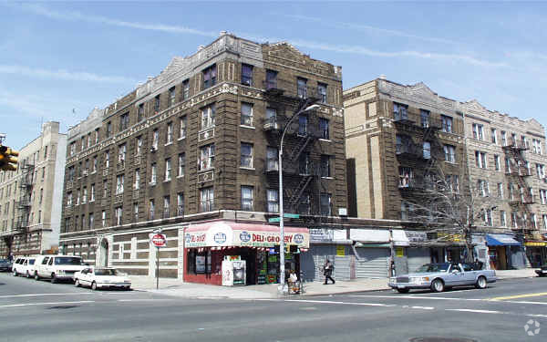 Foto del edificio - 901 Southern Blvd