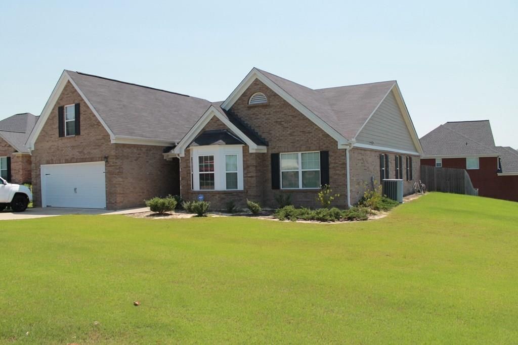 Primary Photo - 71 Lee Rd 2141