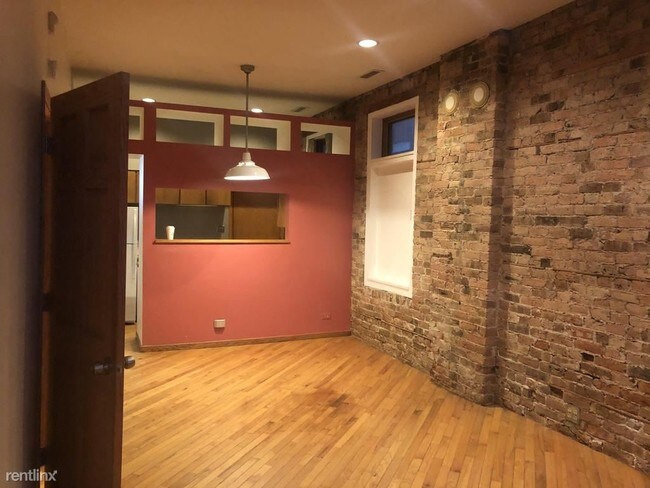 Foto del edificio - 2241 N Wayne Ave