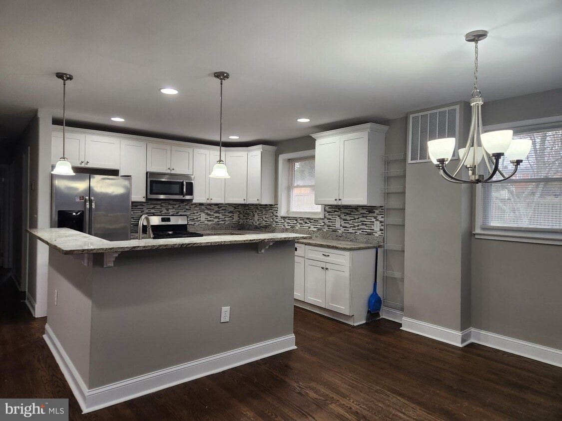 6101 Wesson Dr, SuitlandSilver Hill, MD 20746 House Rental in