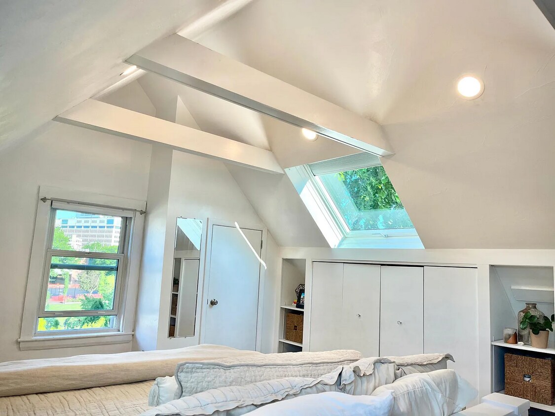 Foto principal - 218 Windsor St