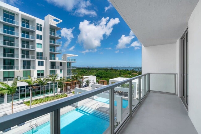 Building Photo - 3900 Biscayne Blvd