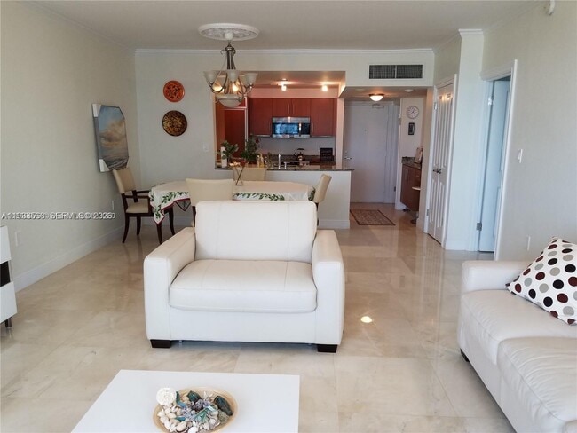 Building Photo - 10275 Collins Ave