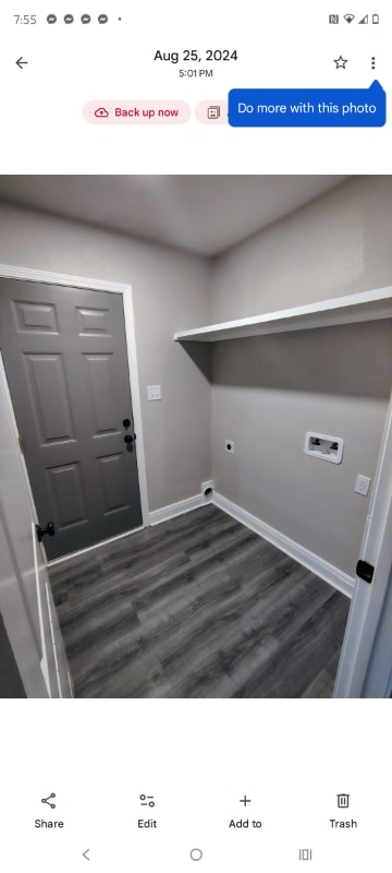 Building Photo - 18046 Richmond St