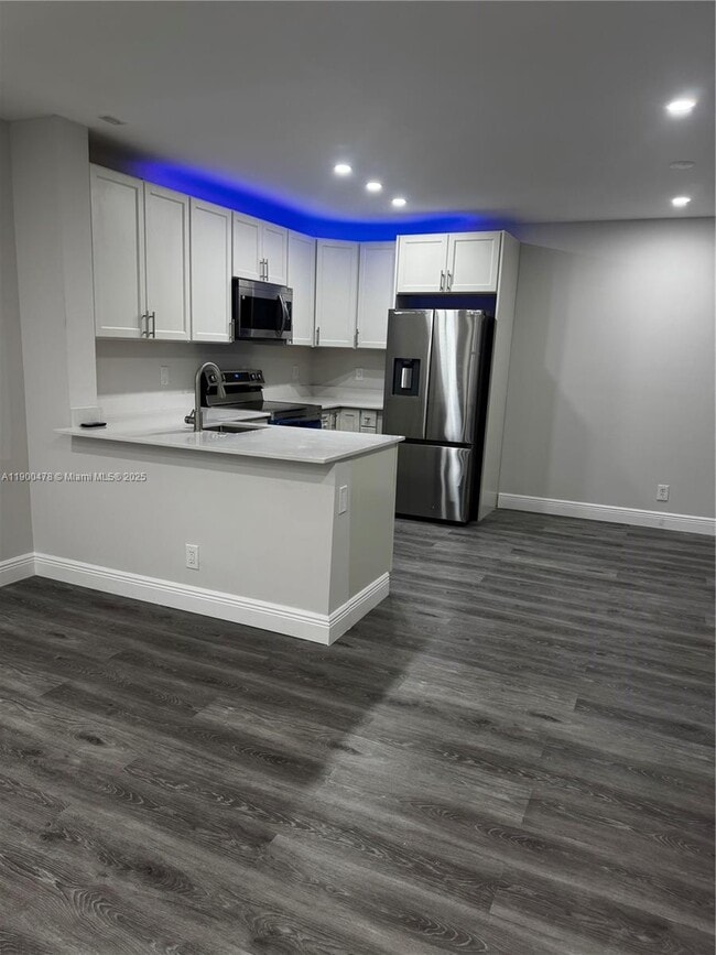 Foto del edificio - 3292 NW 104th Ave