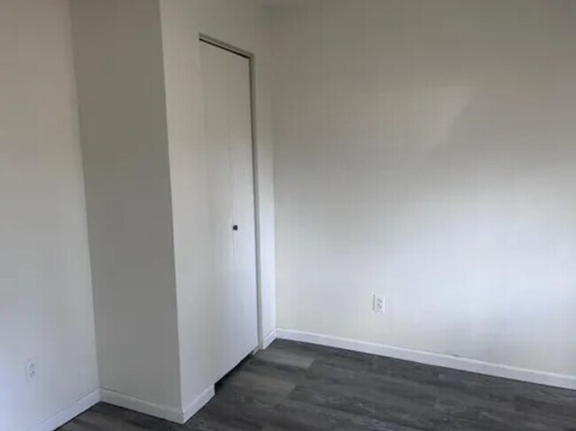 Foto del edificio - 2215 S 5th Ave