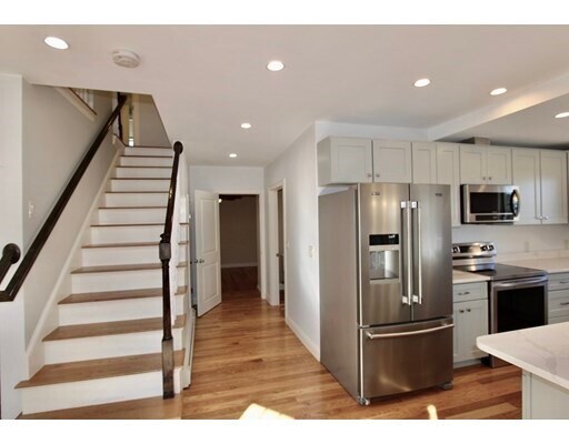 Foto principal - 15 Lakeview Ave