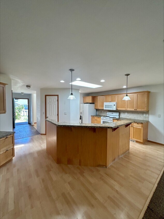 209 Noble St, Sumas, WA 98295 House Rental in Sumas, WA