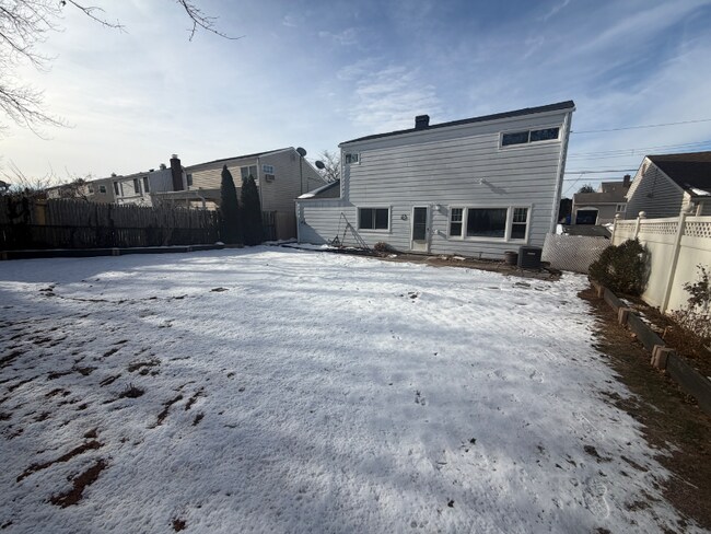 Foto del edificio - 80 McKinley Ave