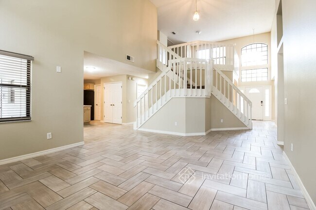 Building Photo - 1011 Surge Ct