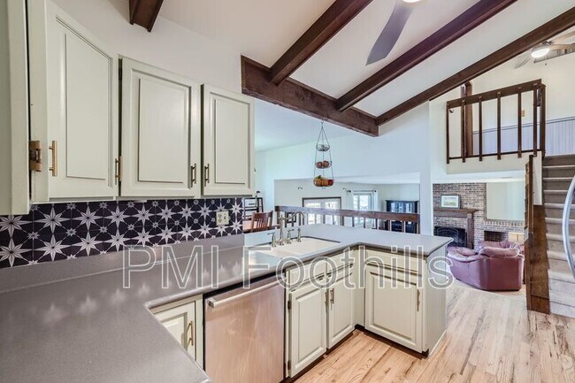 Foto del edificio - 17795 W 59th Dr