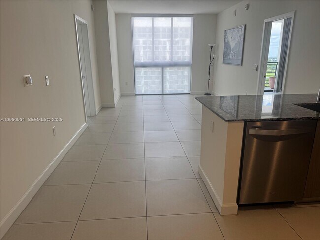 Foto del edificio - 5350 NW 84th Ave