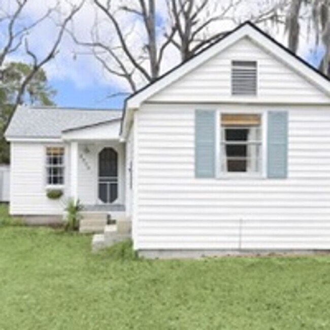 Foto del edificio - 2-Bedroom Cottage in Central Savannah – Cl...