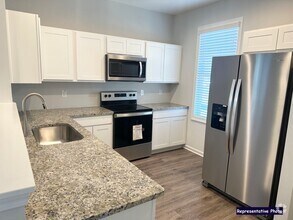 Building Photo - 159 Spirea Dr
