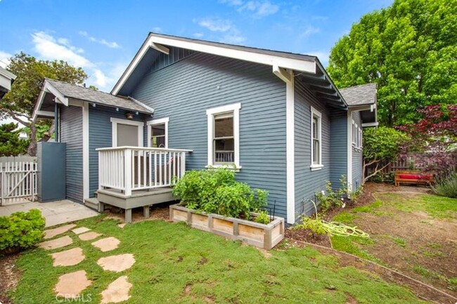 Building Photo - Charming Belmont Heights Bungalow  2 bed/ ...