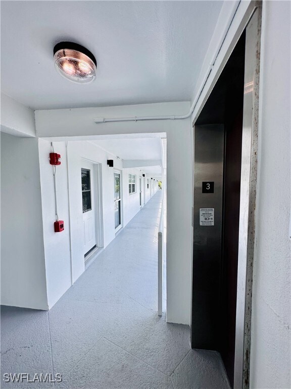 Foto del edificio - 72 7th St S