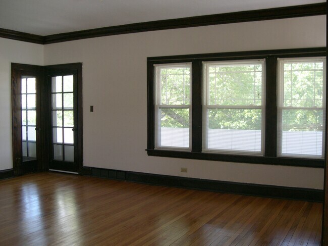 Living Room - 2479 E 124th St
