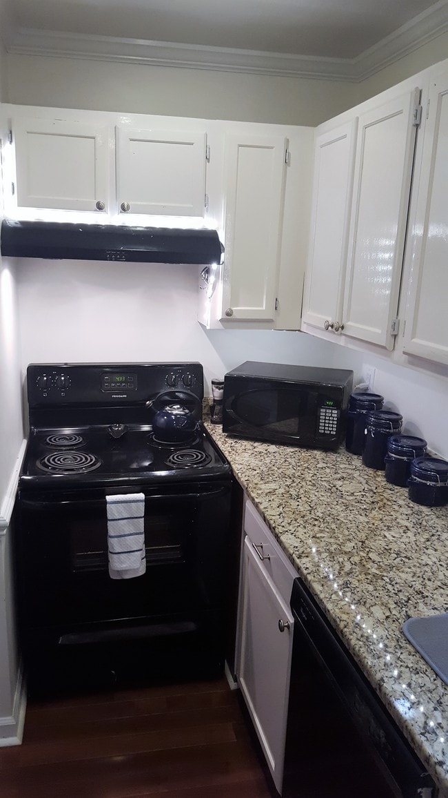 300 W Woodcroft Pkwy, Durham, NC 27713 Townhome Rentals in Durham NC