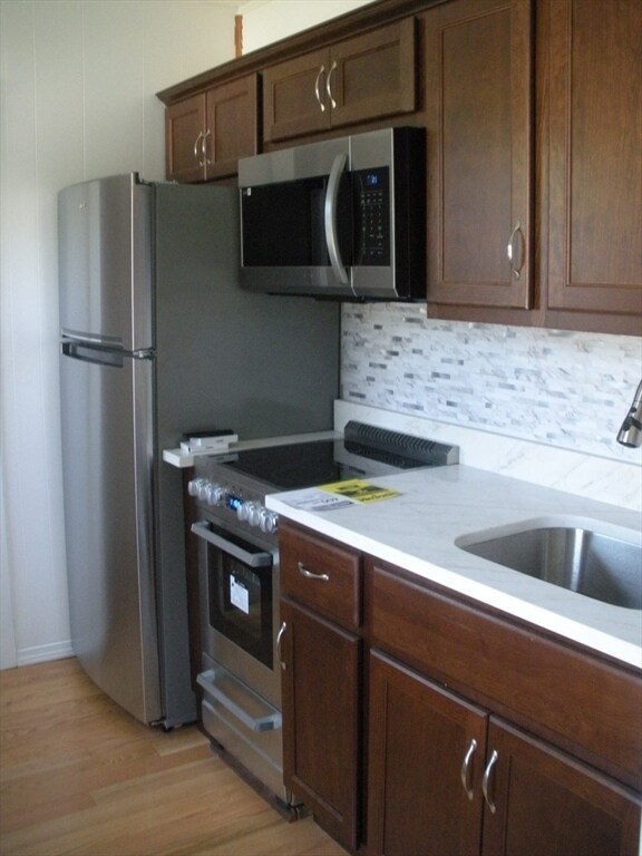 Foto del edificio - 113 Rockland St